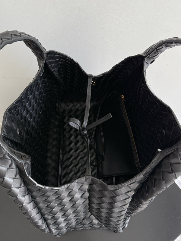 BV 2026 Campana Shoulder Bag 39cm Black Leather