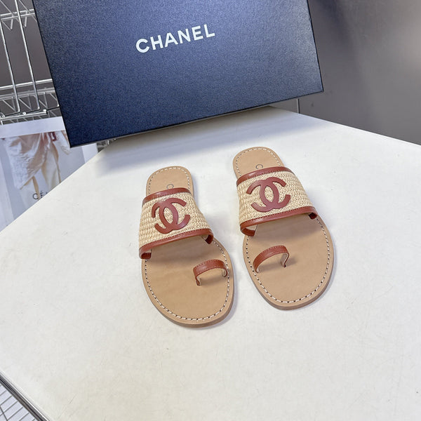 CC 2026 Open-Toe Shoes Beige Brown Sheepskin Raffia