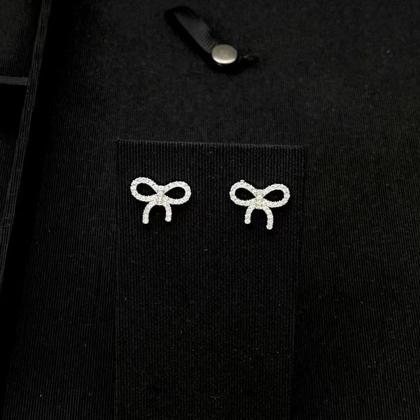 Tiffany & Co T Smile Earrings