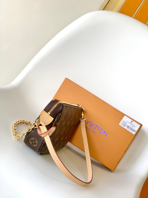 BLLV Pochette Accessoires Monogram Canvas