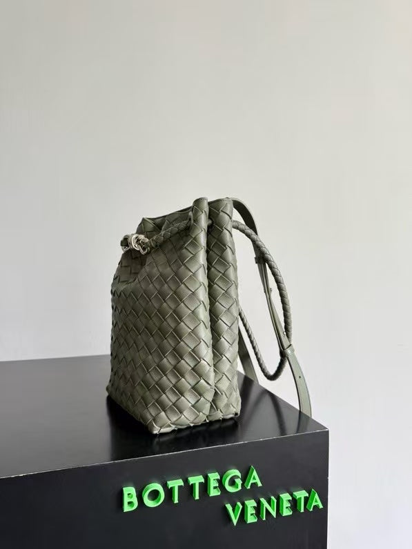 BV Andiamo Small Bucket Bag Olive Green 30cm Lambskin 855758