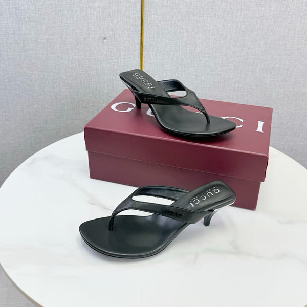 GG Vittoria Thong Sandals Black Cowhide