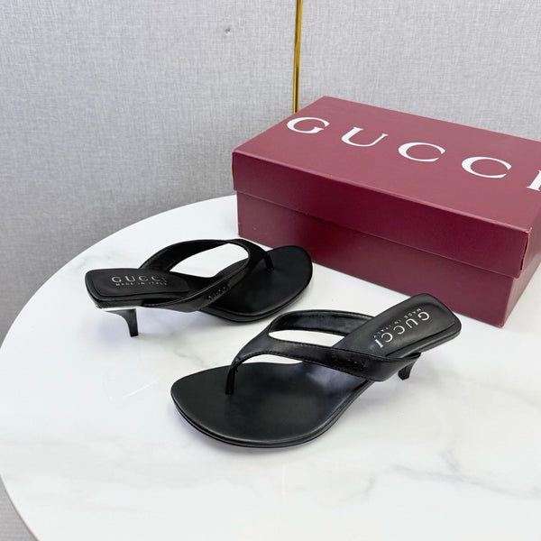 GG Vittoria Thong Sandals Black Cowhide