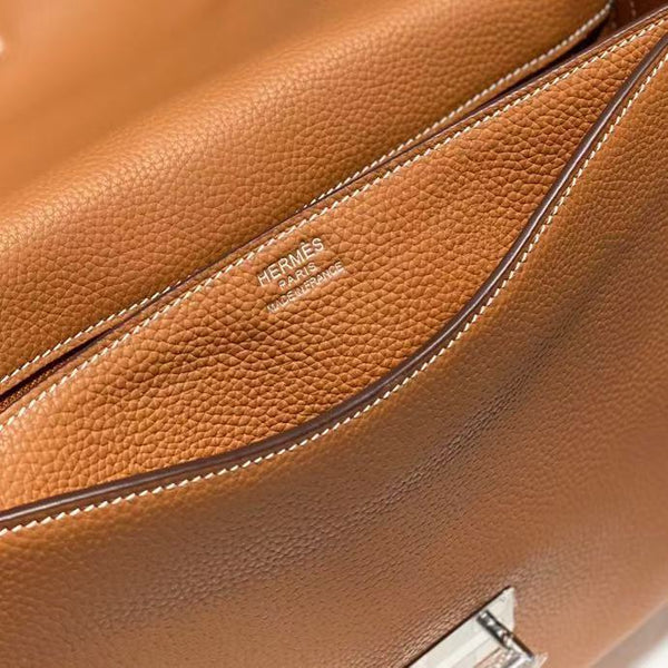 HM 26s Steve Light Junior Messenger 27cm Bag Tan Togo Calfskin
