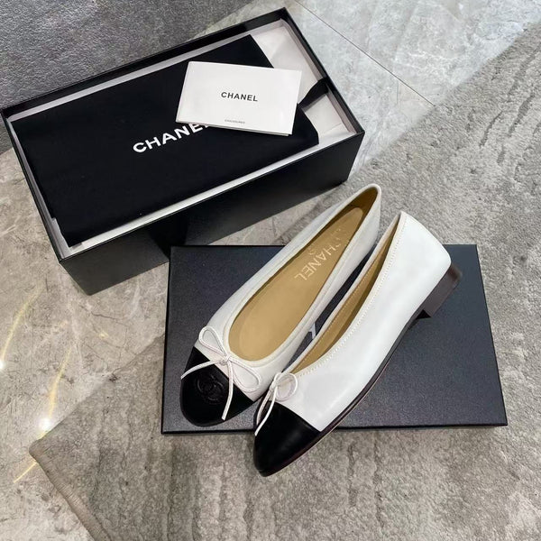 CC 25P Ballet Flat White Calfskin Black Grosgrain