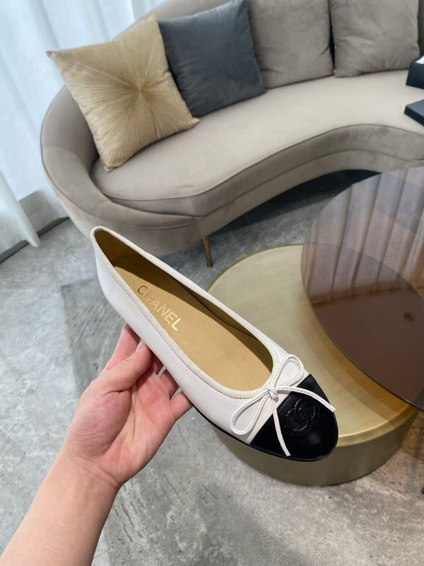 CC 25P Ballet Flat White Calfskin Black Grosgrain
