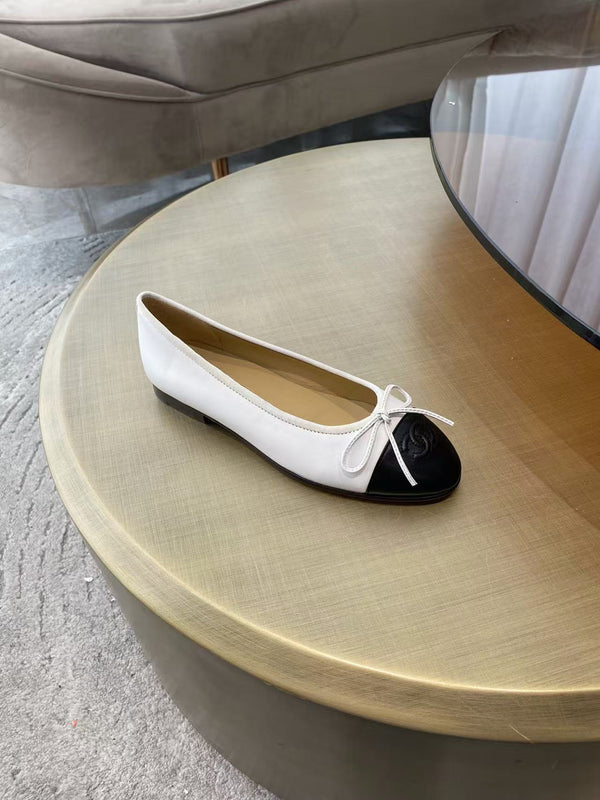 CC 25P Ballet Flat White Calfskin Black Grosgrain