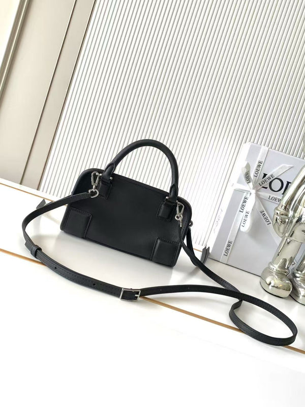 Loew 2026 Amazona 180 Bag 20cm Black Soft Calfskin