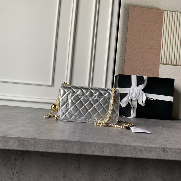 CC Pearl Crush Mini Flap Bag 20cm Silver Metallic Quilted Lambskin