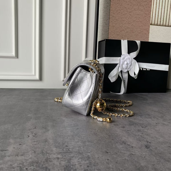 CC Pearl Crush Mini Flap Bag 20cm Silver Metallic Quilted Lambskin