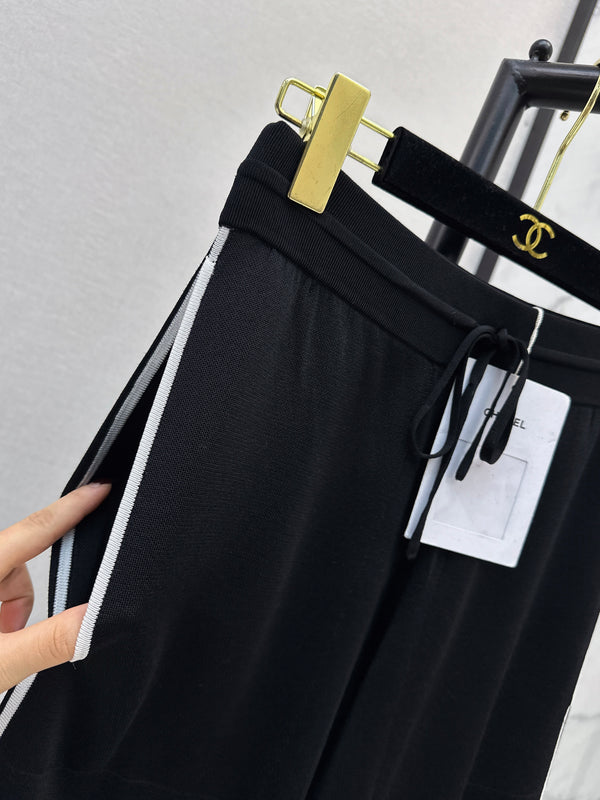 CC Cardigan and Wide-Leg Pants Set in Mulberry Silk 327277
