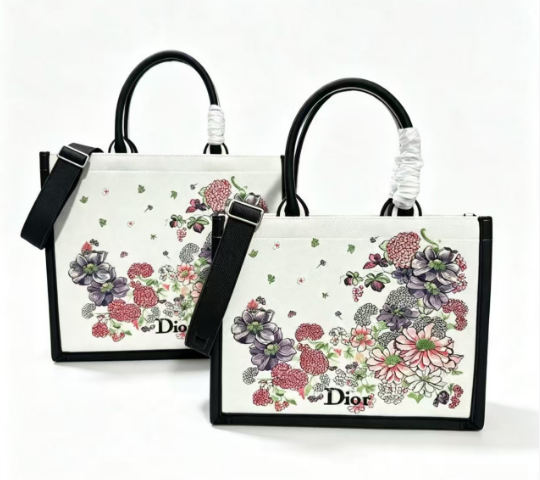 CD Book Tote With Strap Dior Hortensia Garden Embroidery Canvas 163495
