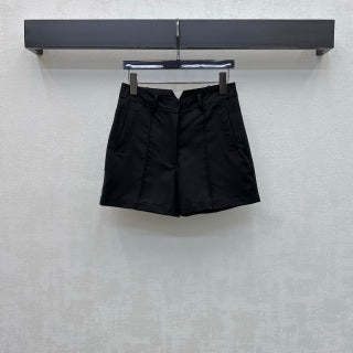 HM 26 High-Waisted Bermuda Shorts in Cotton