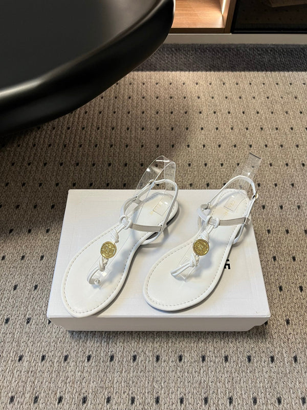 CL 26ss Penny Thong Flat Sandals Goatskin Leather