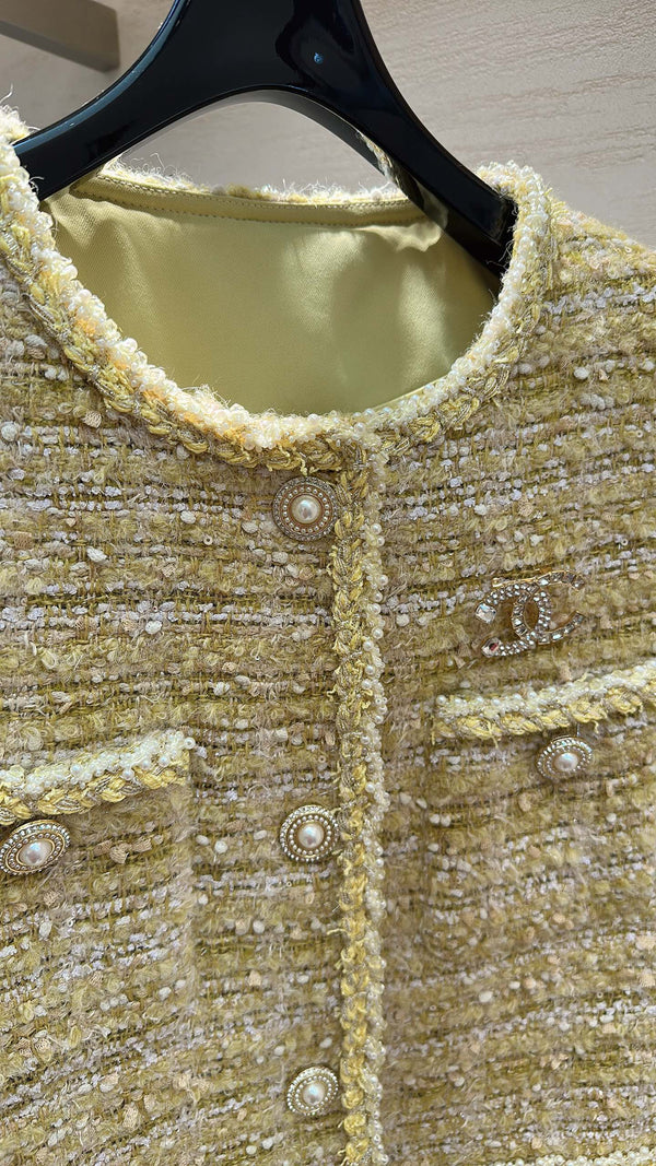CC Round-Neck Jacket Pearl Buttons Yellow Tweed 415582