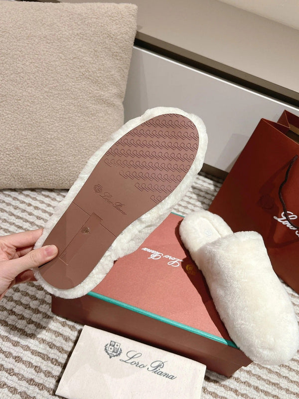 LP NATURAL WINTERCOZY WOOL WHITE SLIPPERS