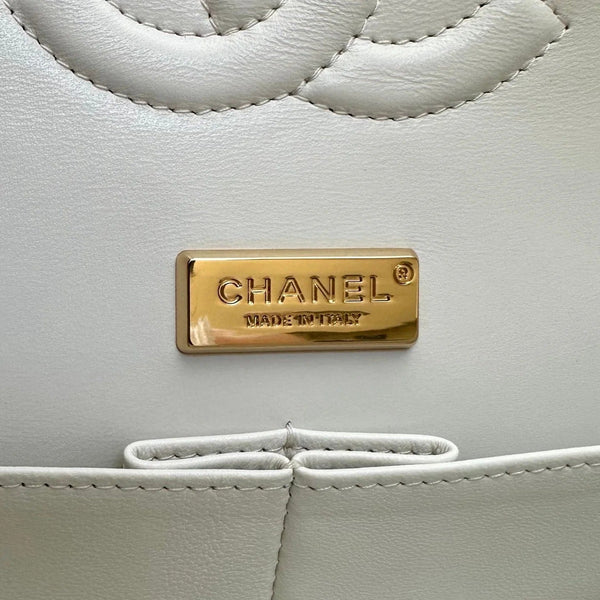 CC 26s Classic 11.12 Bag 25.5cm White Red Woven Leather