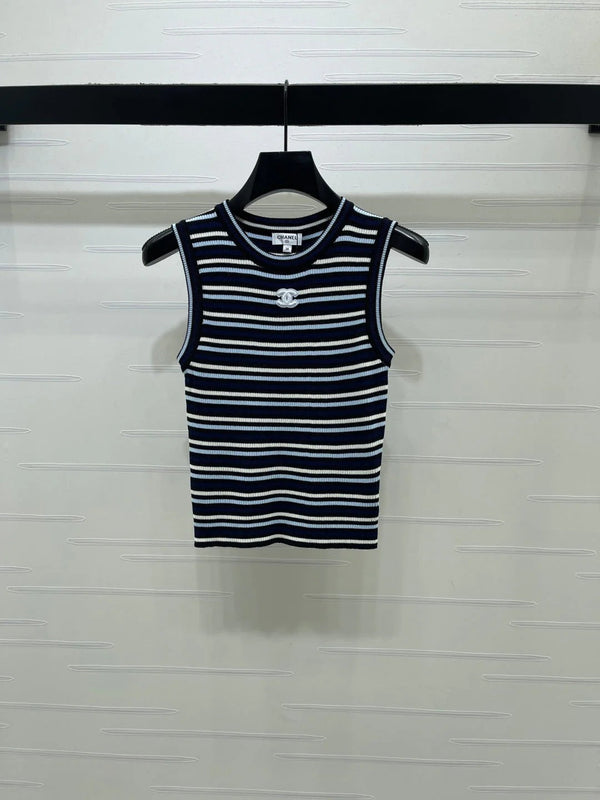 CC 2026 Crew Neck Striped Knit Vest Wool 677712