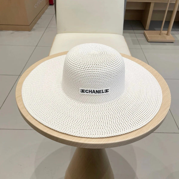 CC Oversized Beach Hat 412799