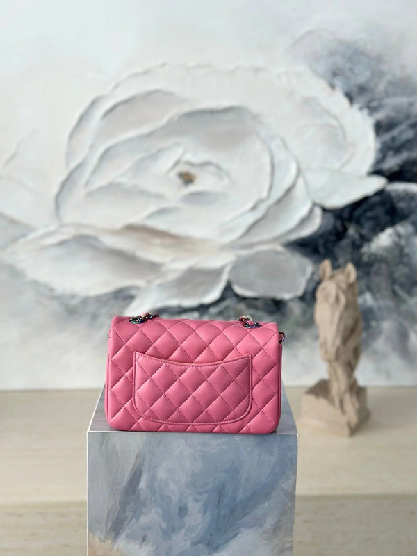 CC 26s Flap Bag 20cm Pink Quilted Leather Rainbow Buckle