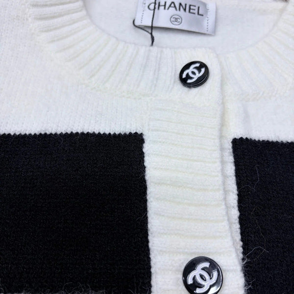 Chanel 2026 Pocket Logo Crew Neck Cardigan Black White Wool 244685