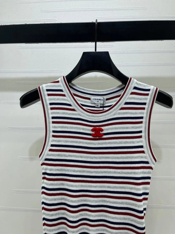CC 2026 Crew Neck Striped Knit Vest Wool 677712