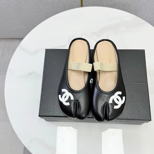 CC 2026 Tabi Mule Sheepskin 904521