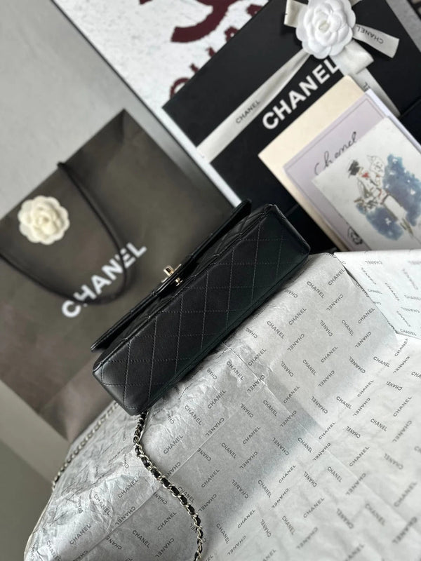 CC 2026 Flap Bag with Top Handle 25cm Lambskin