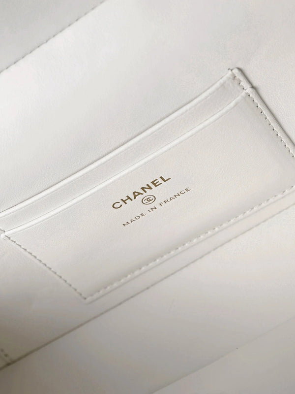 CC 26s Crocodile Embossed Vanity Bag 25cm Leather