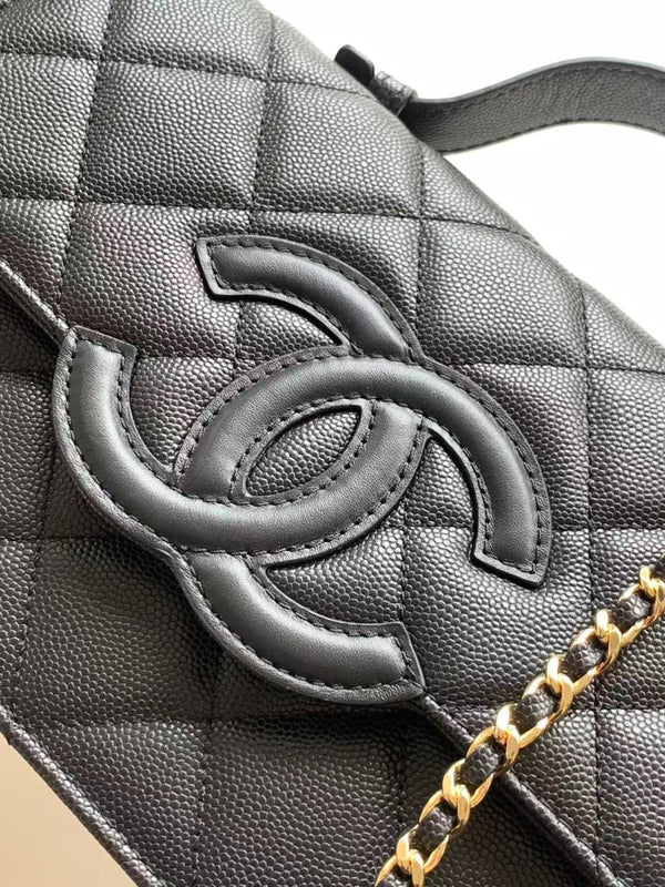CC 2026 Flap Bag 24cm Pebbled Calfskin