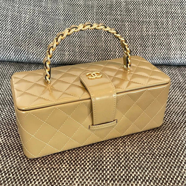 CC 2026 Vintage Large Rectangular Box Vanity Case 22cm Patent Calfskin