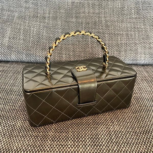 CC 2026 Vintage Large Rectangular Box Vanity Case 22cm Patent Calfskin
