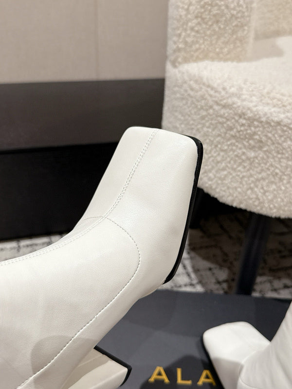 Alaia 2025 Square Toe High Heeled Ankle Boot White Calfskin 558667