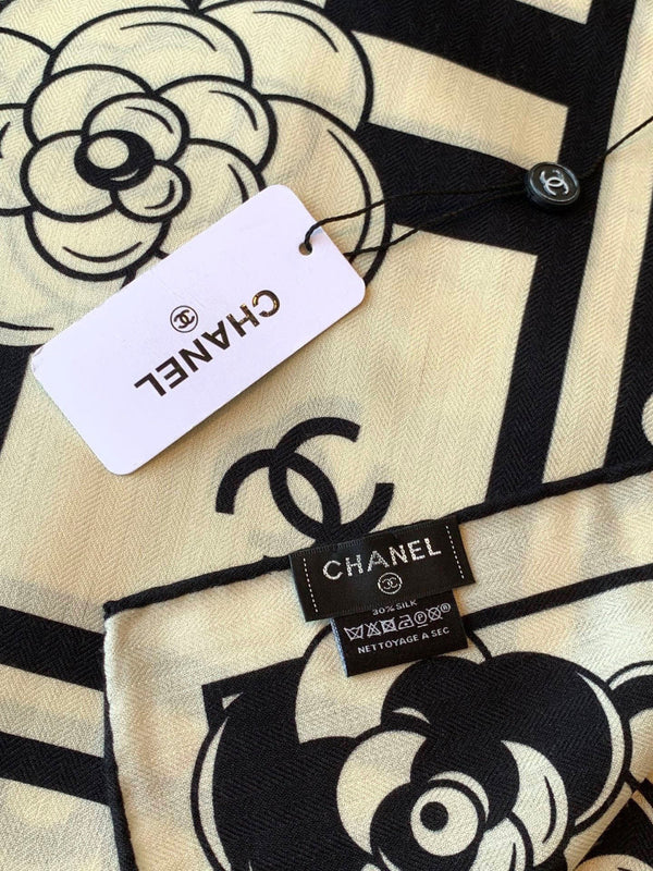 CC 26s Scarf 140 In Cashmere Silk 306114