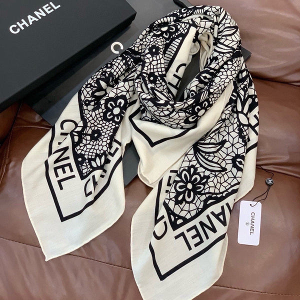 CC 26s Scarf 140 In Cashmere Silk 306134