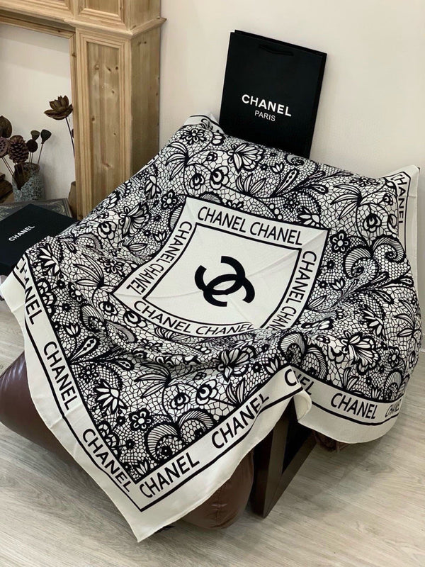 CC 26s Scarf 140 In Cashmere Silk 306134