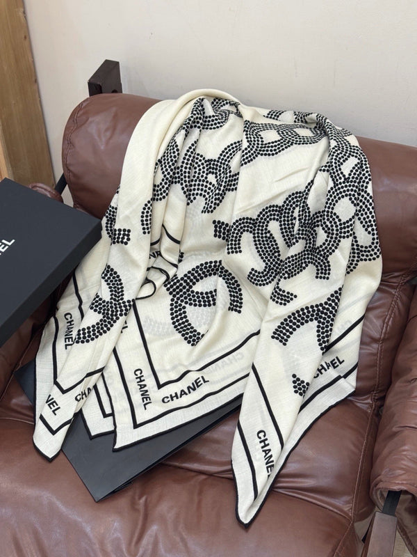 CC 26s Scarf 140 In Cashmere Silk 309307