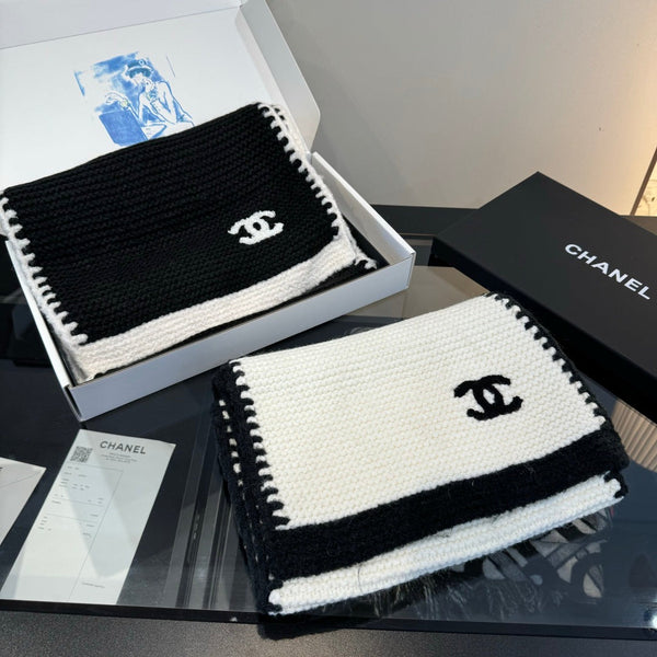CC 25 Classic Scarf 170cm White Wool 293430