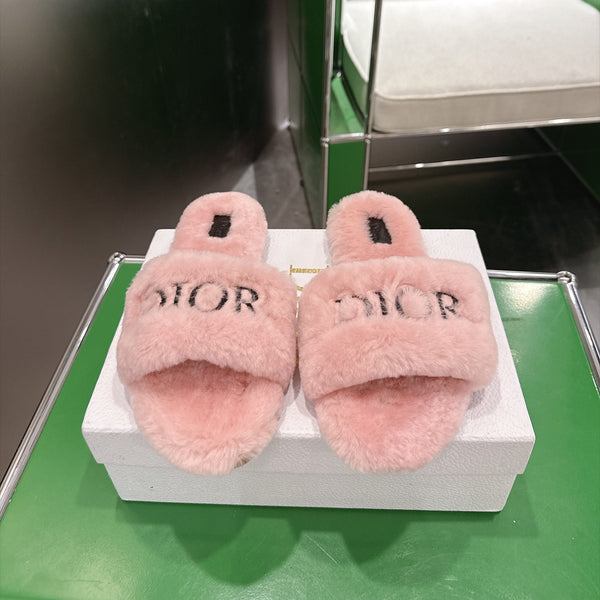 CD 26s Slippers Light Pink Fur 999421