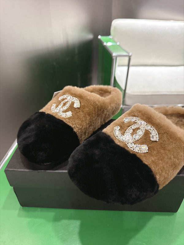 CC 26s Slippers Black Khaki Fur 999412