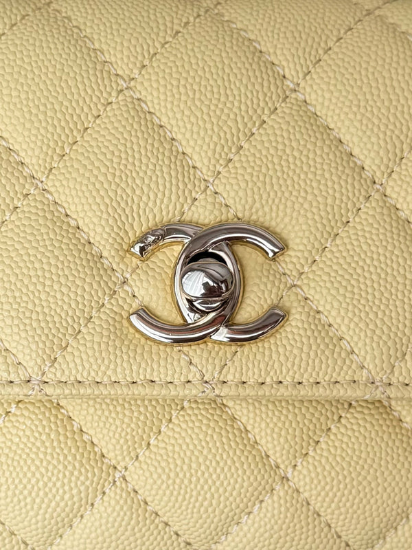 CC 26s Mini Flap Bag 14.5cm with Top Handle Light Yellow Caviar Leather