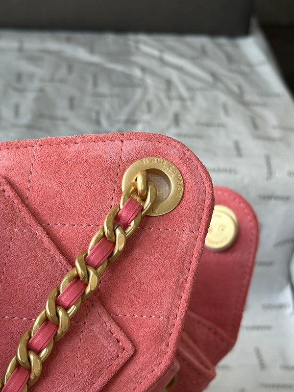 CC 26c Hobo Bag 22cm Hot Pink Suede