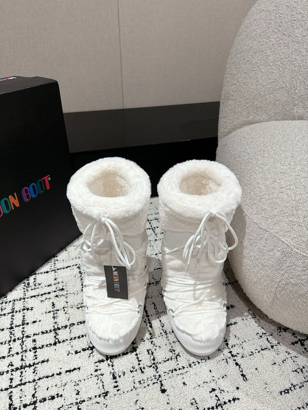 Moon Boot Icon Faux Fur Boots White Shearing 541979