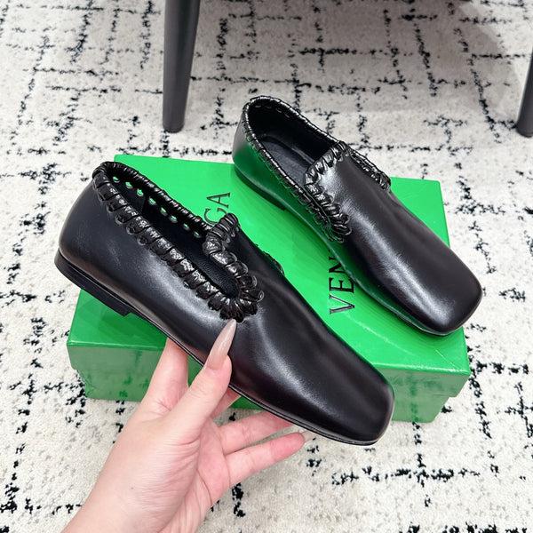BV Sabato Loafers Flat Black Glossy Leather 769999