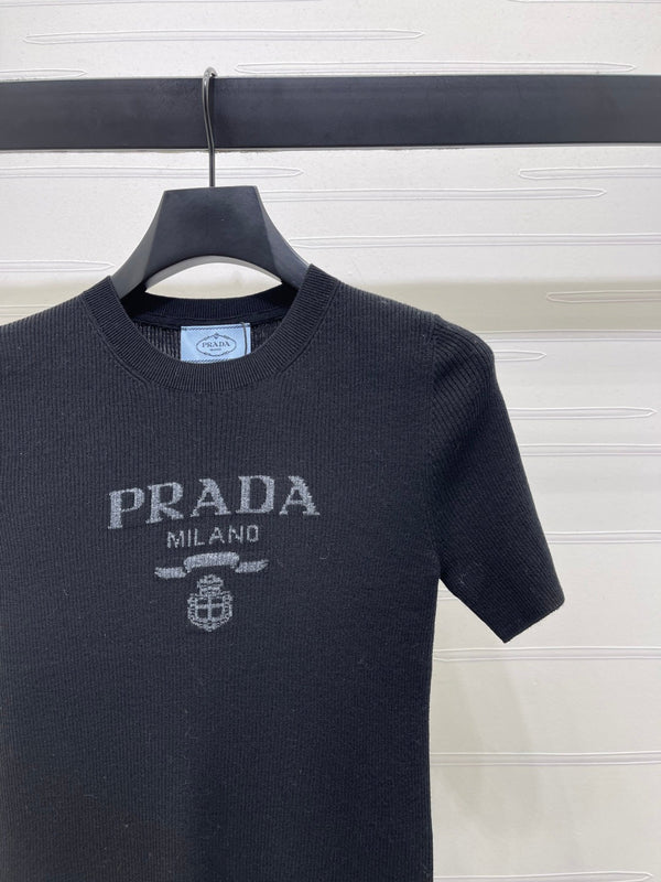 Prada Round Neck Knit Short-Sleeve Top Black Wool 351041