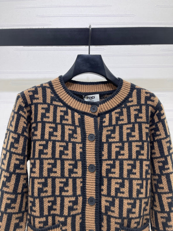 FF 26s Jacquard Crew Neck Knit Cardigan 423890
