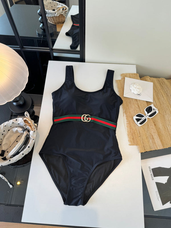 Gucci 26s One-Piece Black Cotton 184231