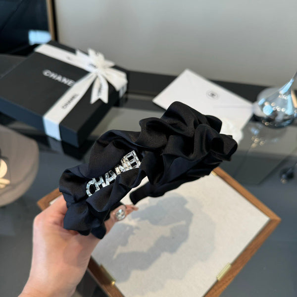 CC 26s Black Headband 275561