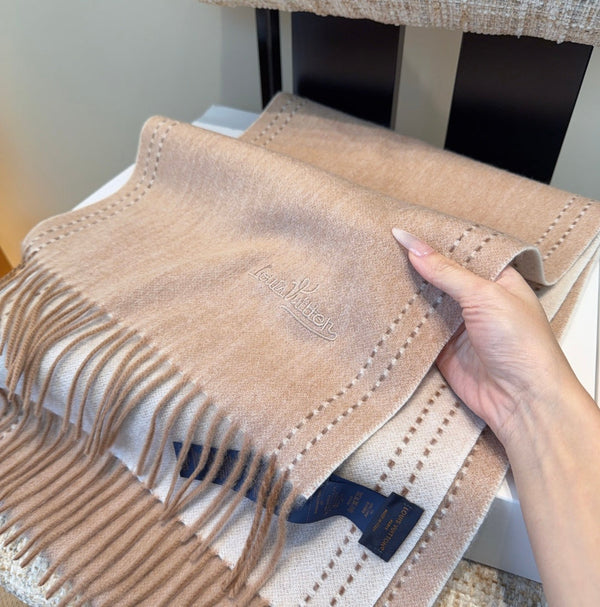 LV Scarf 180cm Beige Cashmere 973410