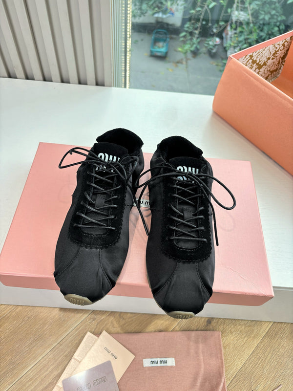 Miu Plume Sneakers Black Satin Suede 549132
